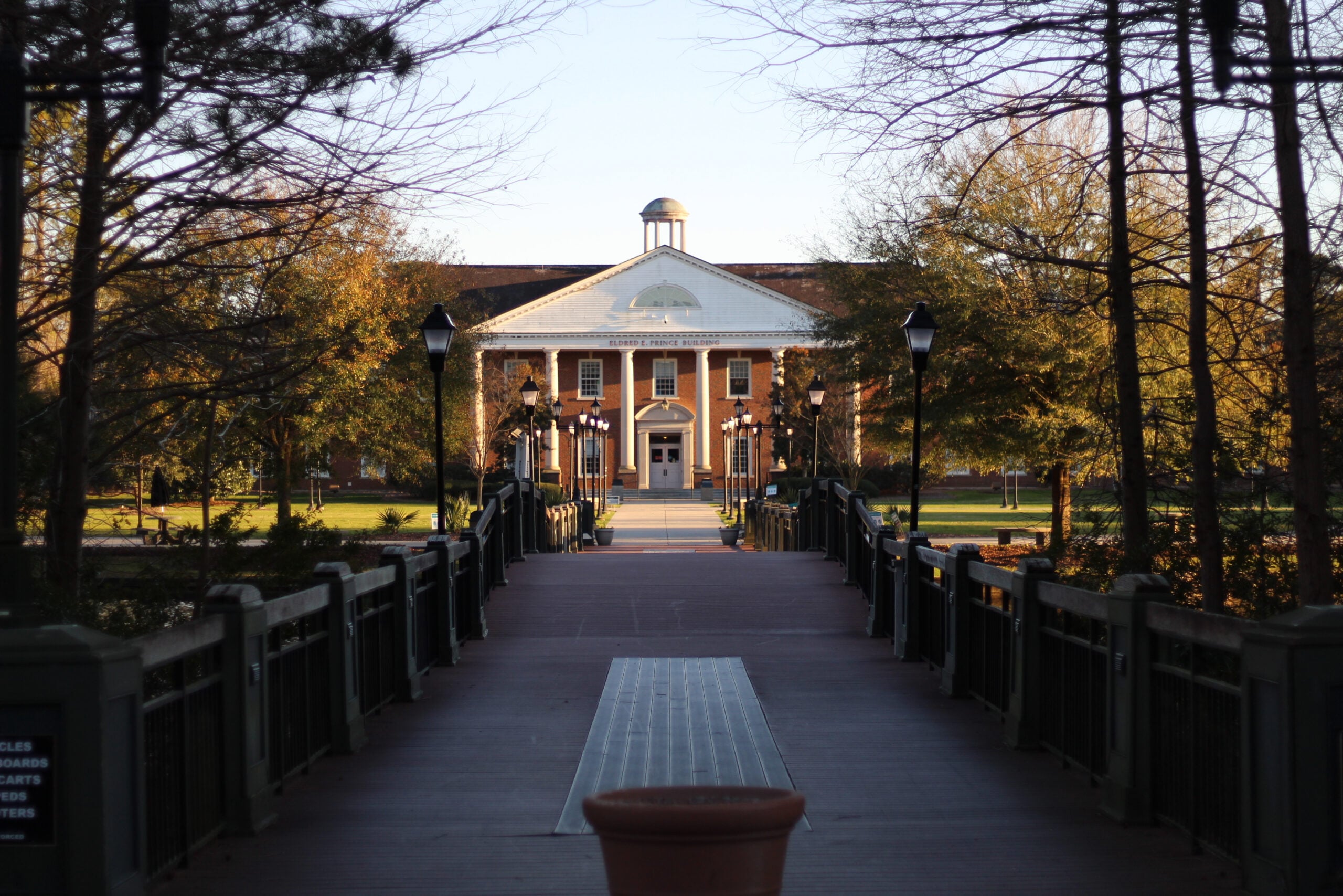 Prince building at Coastal Carolina University (Shutterstock)